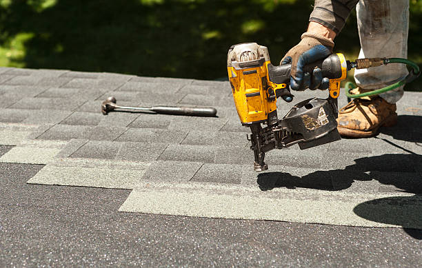 Quick and Trustworthy Emergency Roof Repair Services in Howland Center, OH
